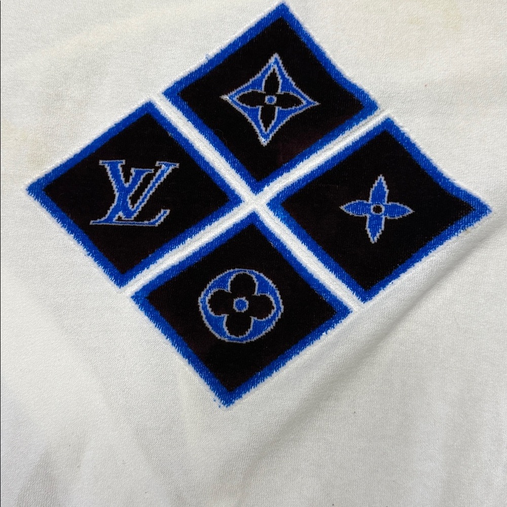 LV shirt - Picture 3 of 7
